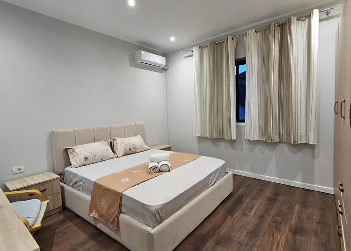 ヴィラ Garden Lemon Tree ティラナ