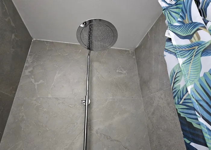 Villa Garden Lemon Tree Tirana